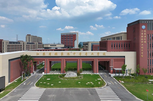 jiuyou.com数码DCN助力张家港市中等专业学校“智行”校园网络建设项目